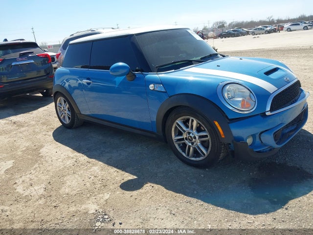 2013 MINI HARDTOP WMWSV3C54DT477048 Photo 0