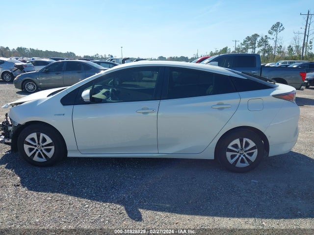 2017 TOYOTA PRIUS FOUR VIN: JTDKARFU0H3045096
