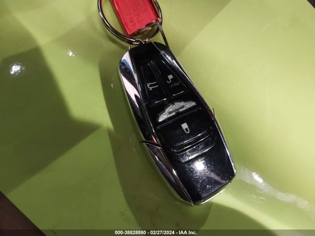 SCFRMFCW5NGM11022 Aston Martin Db11 Volante