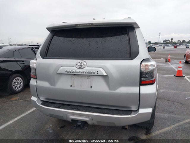 Toyota 4RUNNER SR5 2021 JTEEU5JR9M5239541 Image 16