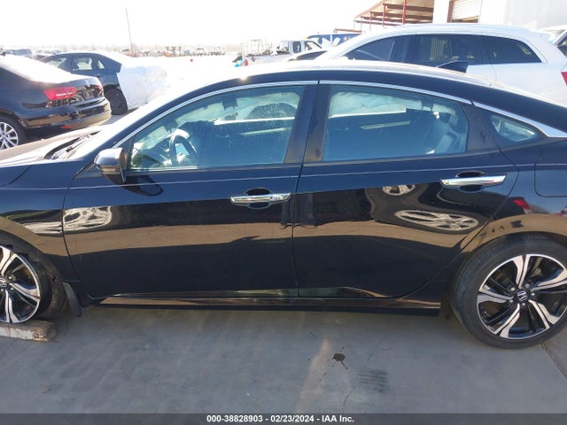 Honda Civic Touring 2016 19XFC1F90GE001910 Image 15