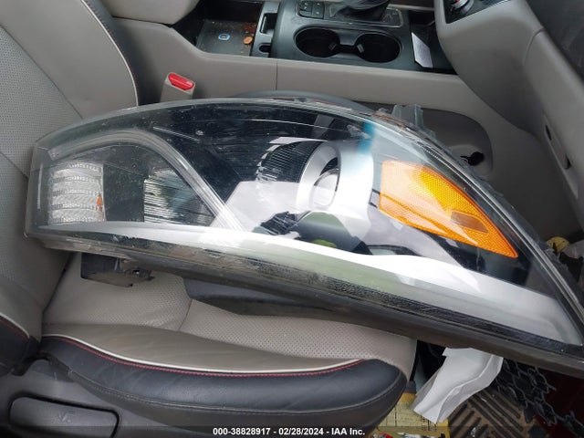 KIA SEDONA LX 2018 KNDMB5C13J6349083 Image 12