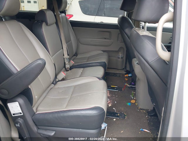 KIA SEDONA LX 2018 KNDMB5C13J6349083 Image 8