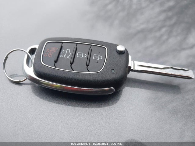 Hyundai SONATA SE 2019 5NPE24AF5KH797636 Image 11