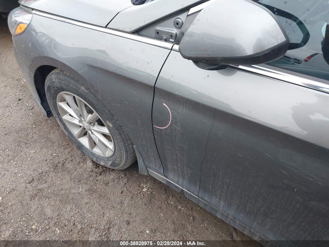Hyundai SONATA SE 2019 5NPE24AF5KH797636 Image 19