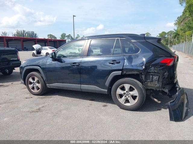 Toyota Rav4 Xle 2019 JTMW1RFV2KJ005552 Image 14