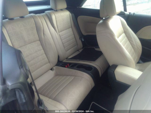 W04WT3N50GG041943 Buick Cascada Premium
