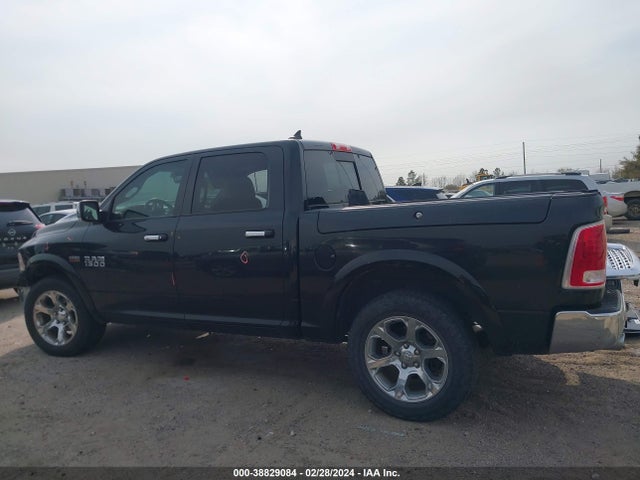 1C6RR7NT4HS691212 RAM 1500 Laramie  4x4 5'7 Box