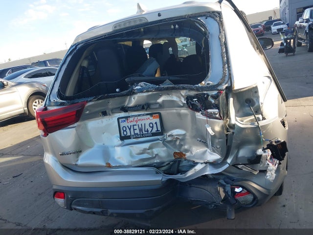 Mitsubishi Outlander Es 2018 JA4AD2A32JJ004960 Image 13