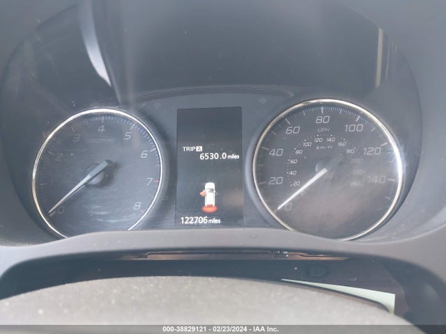 Mitsubishi Outlander Es 2018 JA4AD2A32JJ004960 Image 7