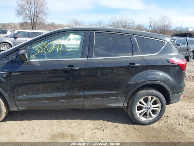 Ford ESCAPE SE 2019 1FMCU9GD5KUB67217 Image 14
