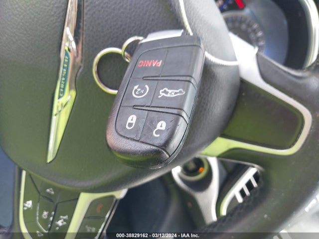 Chrysler 200 Limited 2015 1C3CCCAB7FN734950 Image 11