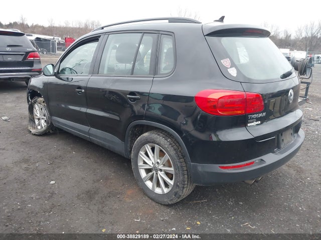 WVGBV7AXXJK005867 Volkswagen Tiguan Limited 2.0t