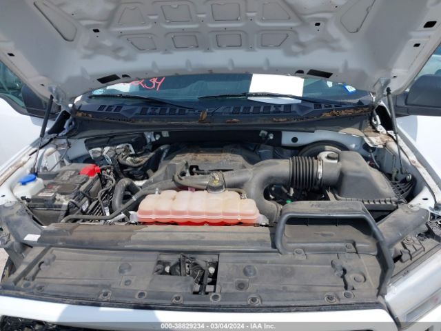 1FTEW1CP2JKF73989 Ford F-150 Xl