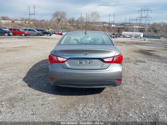 Hyundai SONATA GLS 2014 5NPEB4AC5EH812209 Image 17