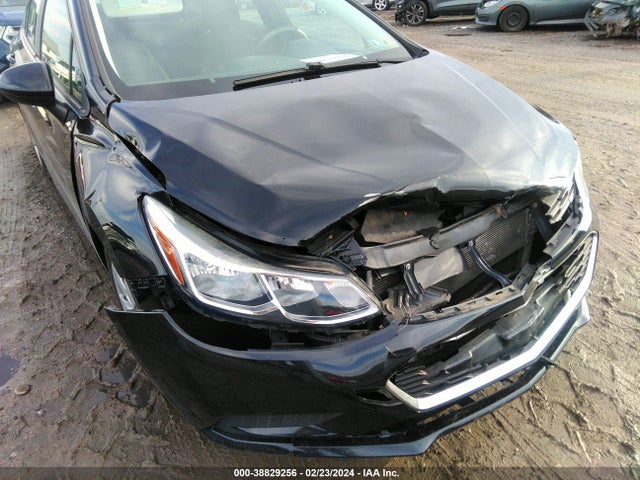 Chevrolet Cruze Ls Auto 2016 1G1BC5SM8G7236385 Image 6