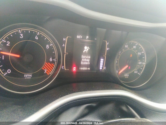 Jeep Cherokee Latitude 2014 1C4PJLCBXEW122850 Image 7