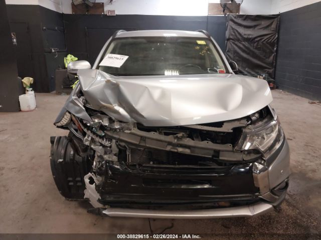 JA4AZ3A32GZ011960 Mitsubishi Outlander Sel