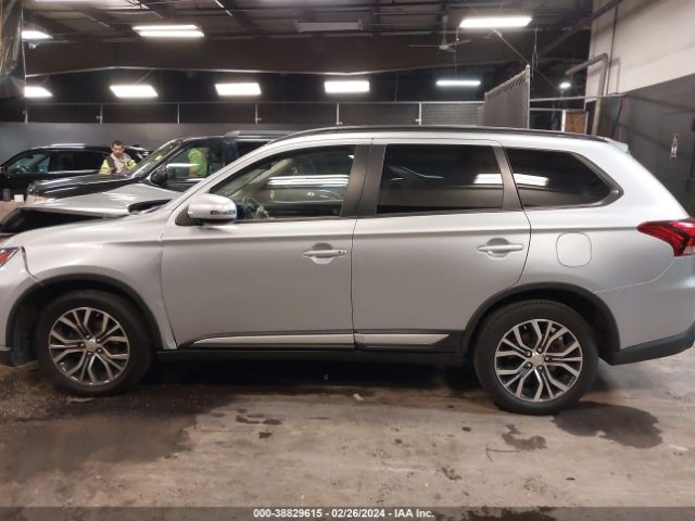JA4AZ3A32GZ011960 Mitsubishi Outlander Sel