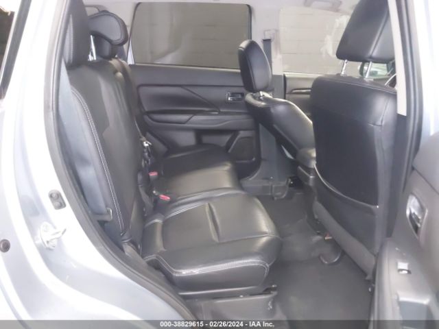 JA4AZ3A32GZ011960 Mitsubishi Outlander Sel
