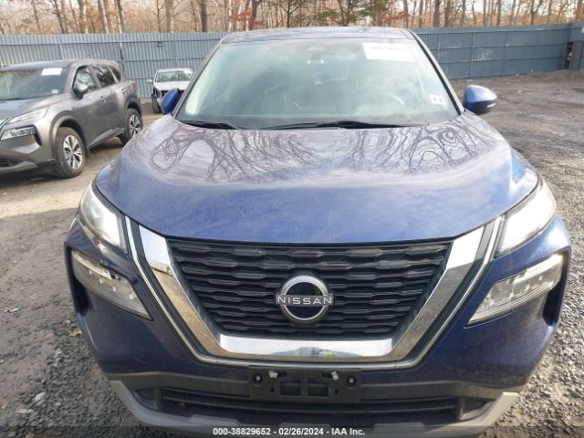5N1BT3BB1NC694022 Nissan Rogue Sv Intelligent Awd