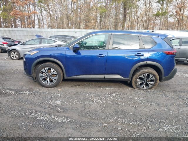 5N1BT3BB1NC694022 Nissan Rogue Sv Intelligent Awd
