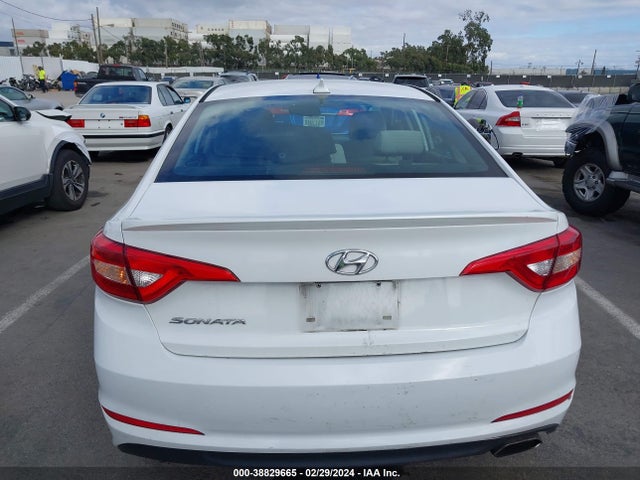 Hyundai SONATA SE 2016 5NPE24AF1GH274203 Image 17