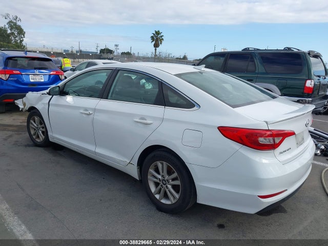 Hyundai SONATA SE 2016 5NPE24AF1GH274203 Image 3