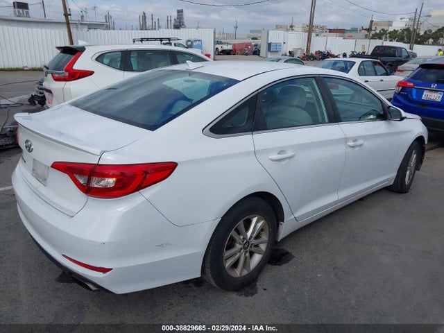 Hyundai SONATA SE 2016 5NPE24AF1GH274203 Image 4