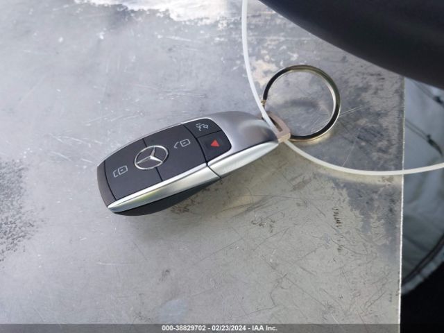 W1N0G8EB5NG117004 Mercedes-Benz Glc 300 4matic Suv
