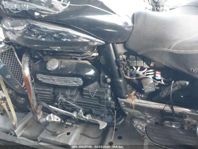 2009 TRIUMPH MOTORCYCLE ROCKET III SMTC05LR19J372850 Photo 8