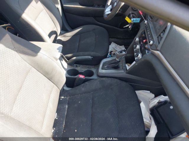5NPD74LFXLH617322 Hyundai ELANTRA SE
