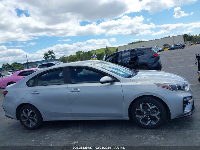 KIA Forte Lxs 2021 3KPF24AD6ME318232 Image 13