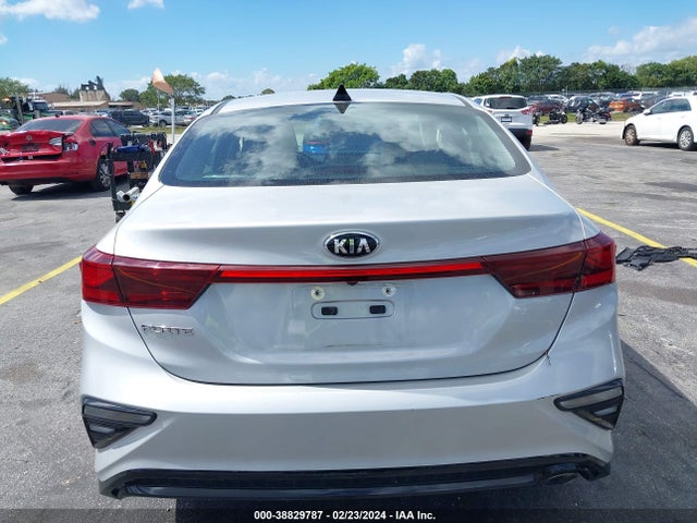 KIA Forte Lxs 2021 3KPF24AD6ME318232 Image 16