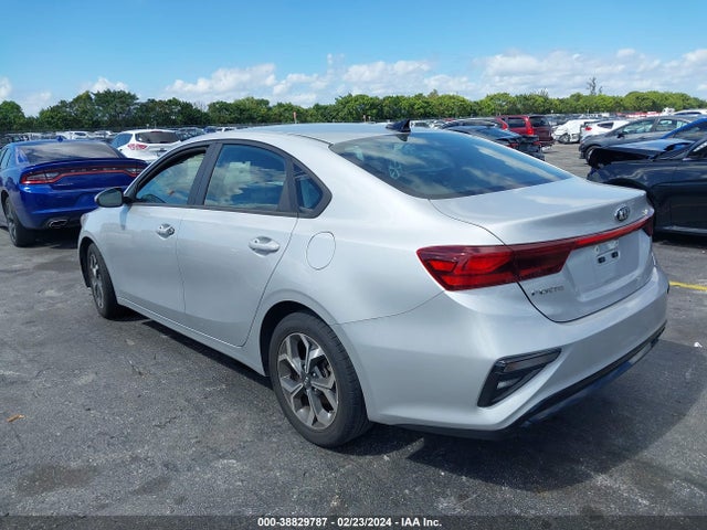KIA Forte Lxs 2021 3KPF24AD6ME318232 Image 3