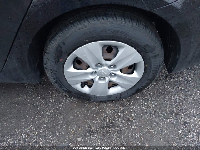 KIA FORTE LX 2017 3KPFK4A7XHE070003 Image 12