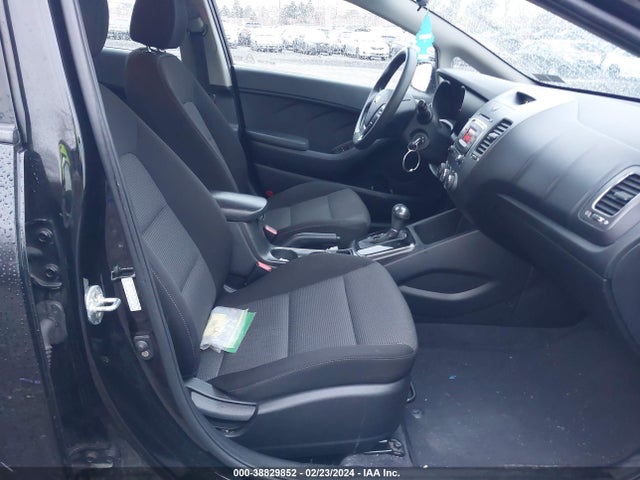 KIA FORTE LX 2017 3KPFK4A7XHE070003 Image 5