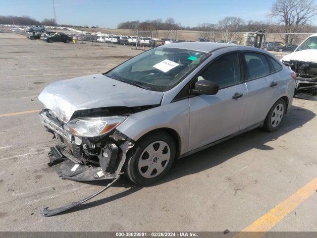 Ford FOCUS S 2014 1FADP3E27EL103386 Image 2