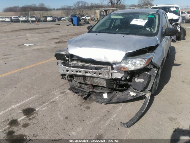 Ford FOCUS S 2014 1FADP3E27EL103386 Image 6
