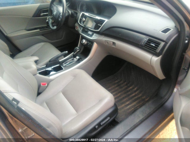 Honda ACCORD EXL 2014 1HGCR3F82EA034087 Image 5