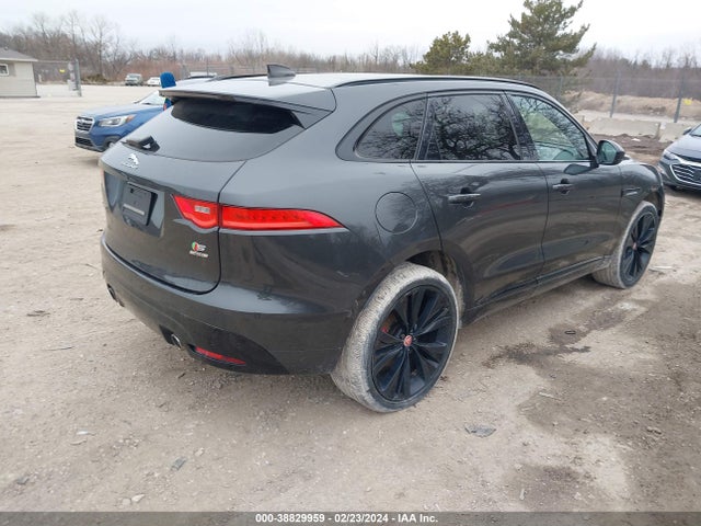2020 JAGUAR F-PACE SADCM2FV2LA633067 Photo 3