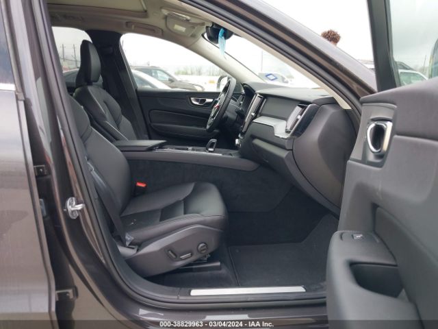 YV4L12RK2P1295985 Volvo Xc60 B5 Core