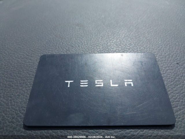 5YJ3E1EB9NF207994 Tesla MODEL 3