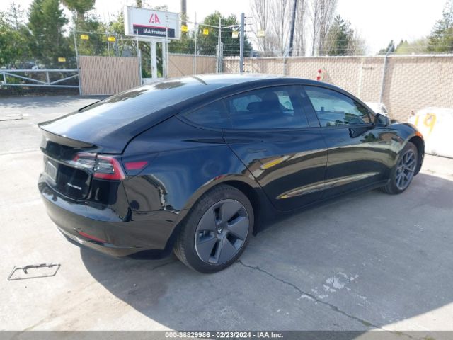 5YJ3E1EB9NF207994 Tesla MODEL 3