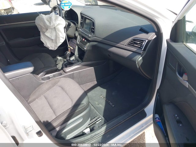 Hyundai Elantra Value Edition 2017 5NPD84LF4HH116480 Image 5