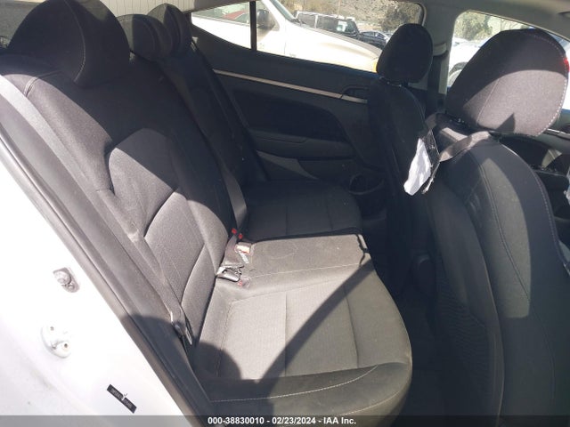 Hyundai Elantra Value Edition 2017 5NPD84LF4HH116480 Image 8