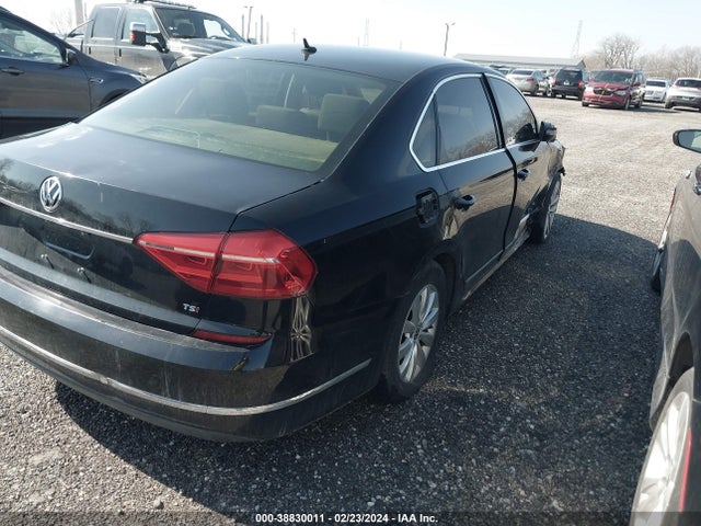 1VWAS7A32GC010213 Volkswagen Passat 1.8t S