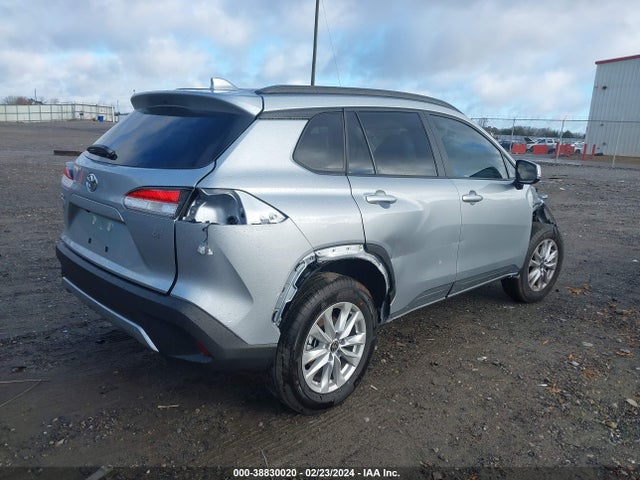 Toyota Corolla Cross Le 2024 7MUCAAAG7RV076357 Image 4