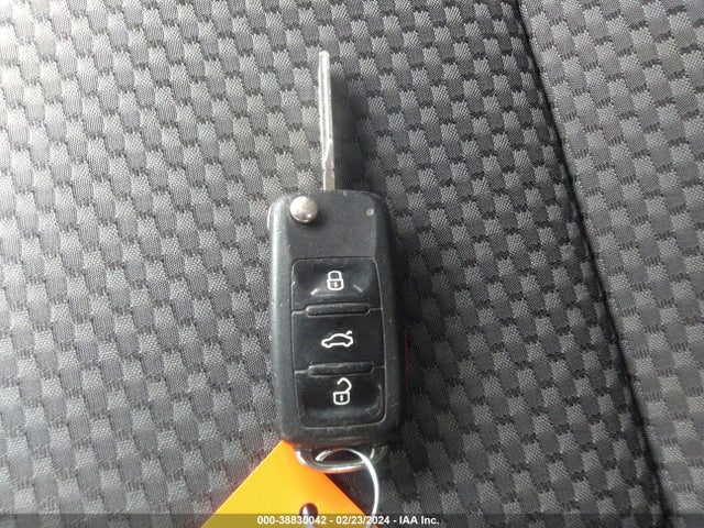 Aukcja sprzedaży 2012 Volkswagen Passat S, vin: 1VWAP7A38CC015850, numer aukcji: 38830042