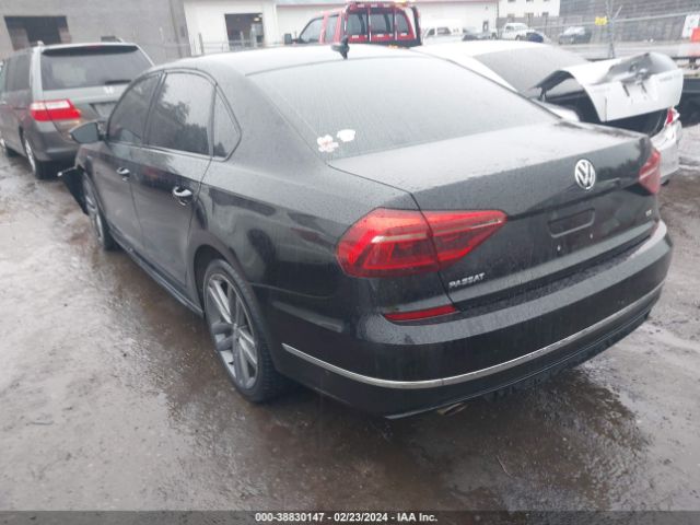 1VWAA7A3XJC034933 Volkswagen Passat 2.0t R-line/2.0t S